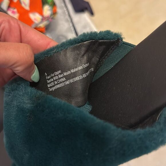 A NEW DAY Green & Black Suede Faux Fur Soft Slippers Sandals Size 8 - Never Worn - Picture 4 of 5